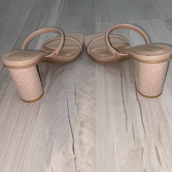 MULE - Picture 5 of 5